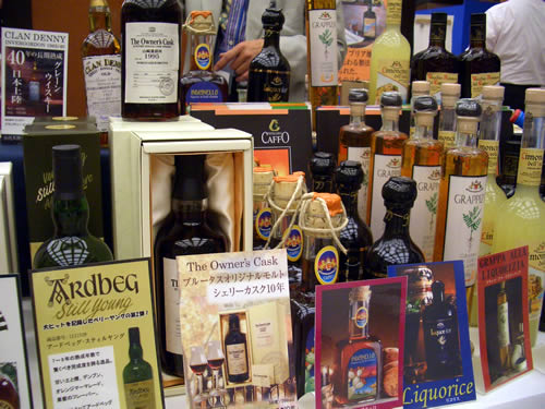 人とお酒をつなぐ Sakedori