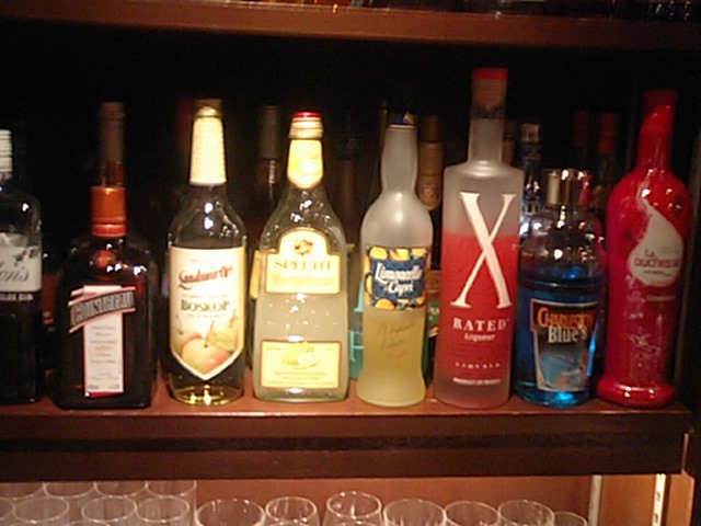 人とお酒をつなぐ Sakedori For Smartphone